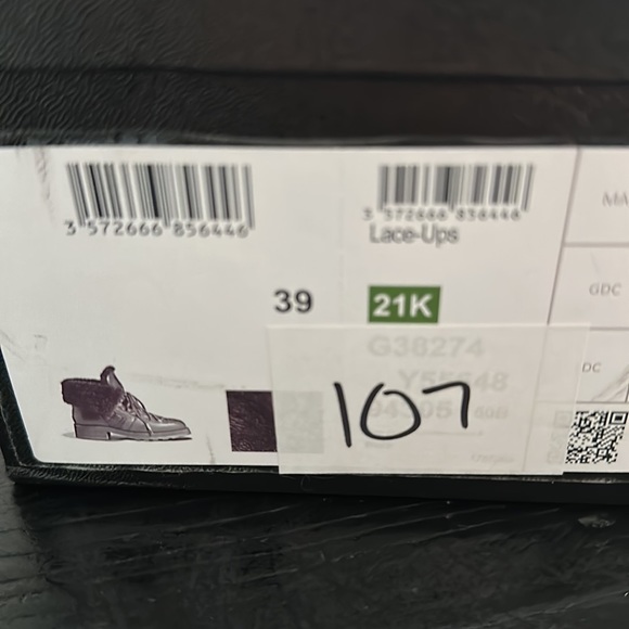 Chanel lace up winter boots - Picture 7 of 9